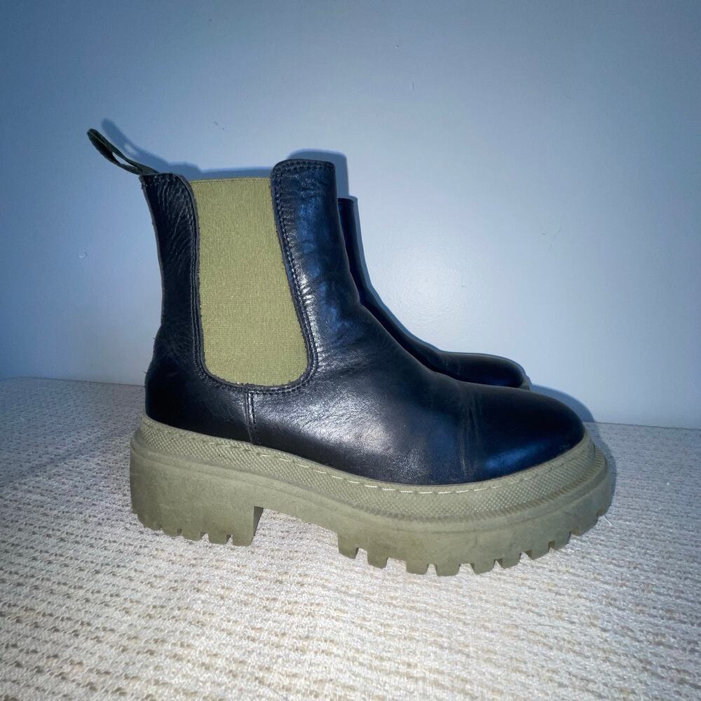 Shoe the Bear Iona Chelsea Boot Black & Khaki Green UK 37